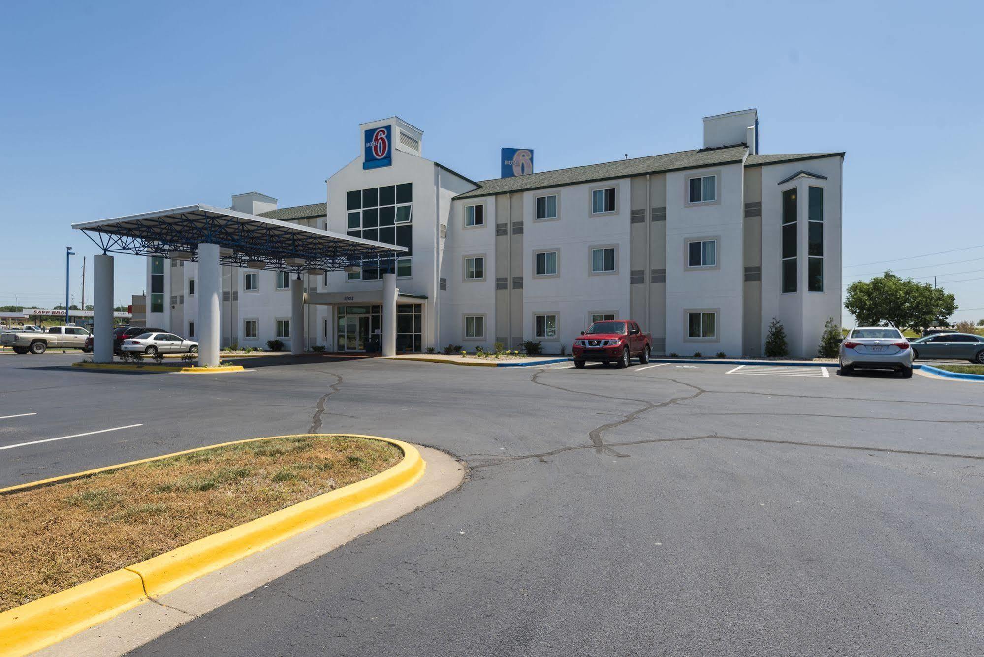 Motel 6-Junction City, Ks Bagian luar foto
