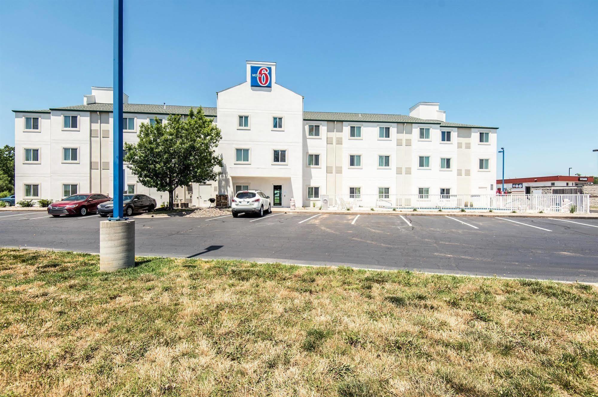 Motel 6-Junction City, Ks Bagian luar foto