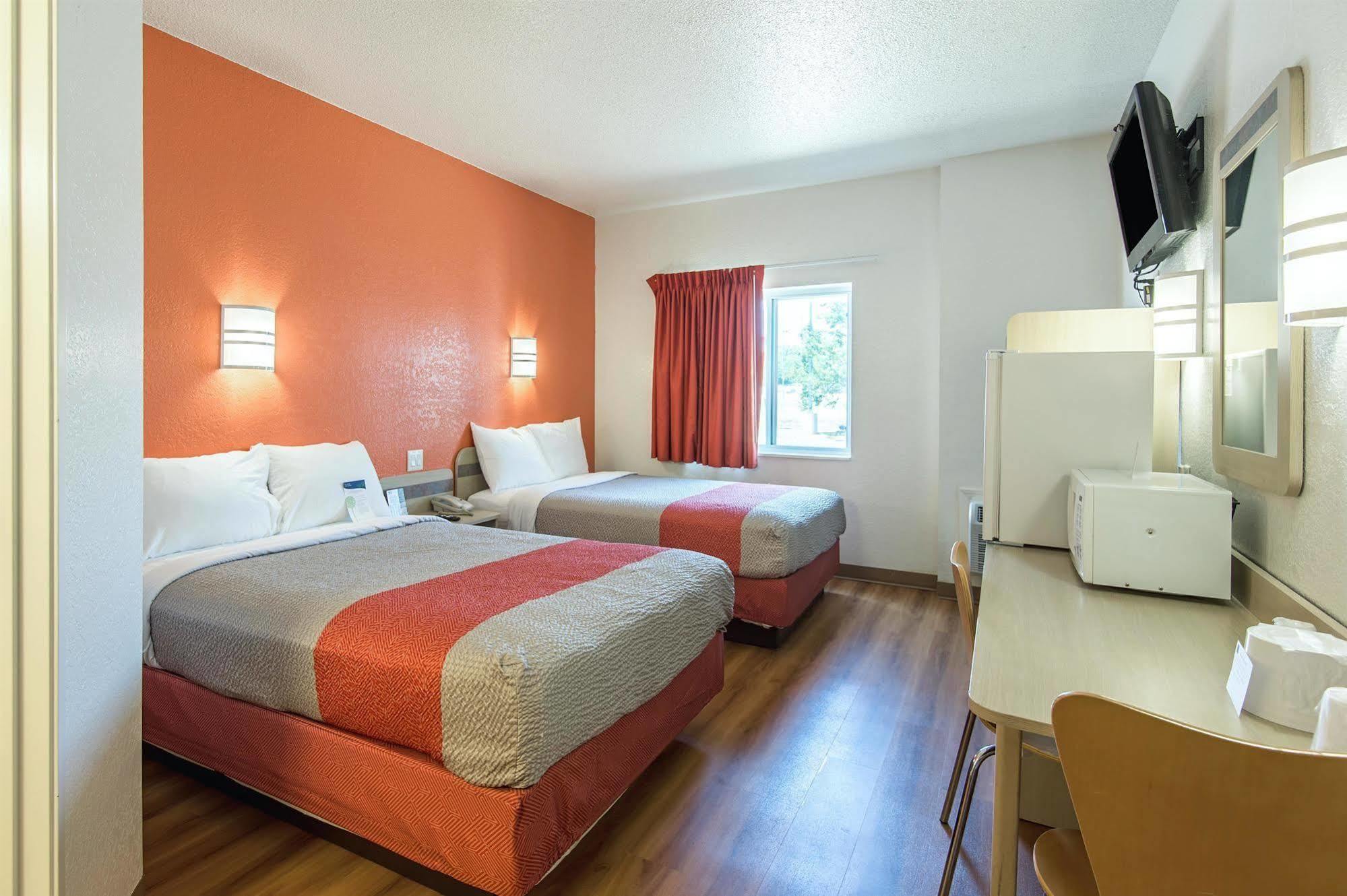 Motel 6-Junction City, Ks Bagian luar foto