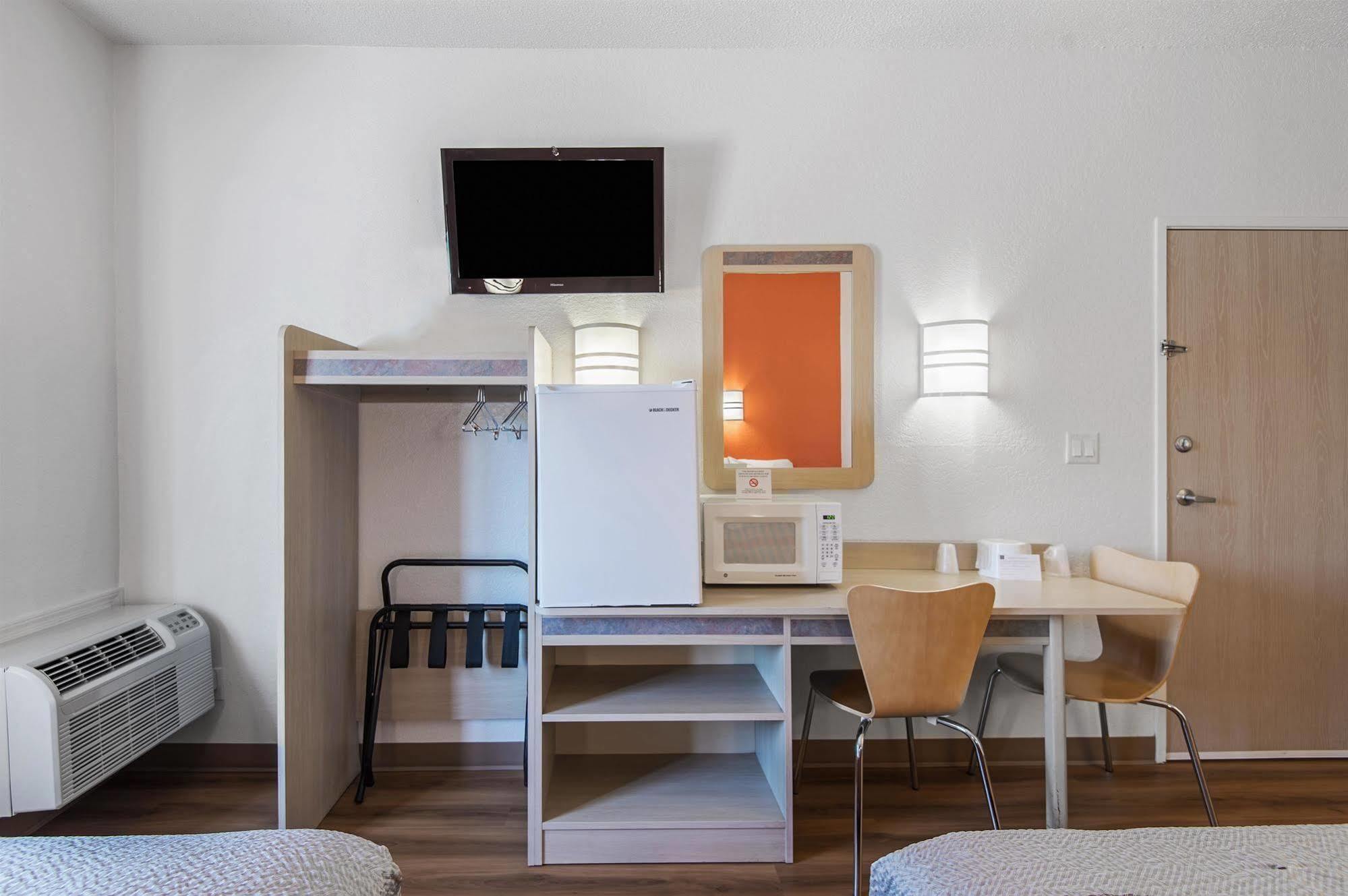 Motel 6-Junction City, Ks Bagian luar foto