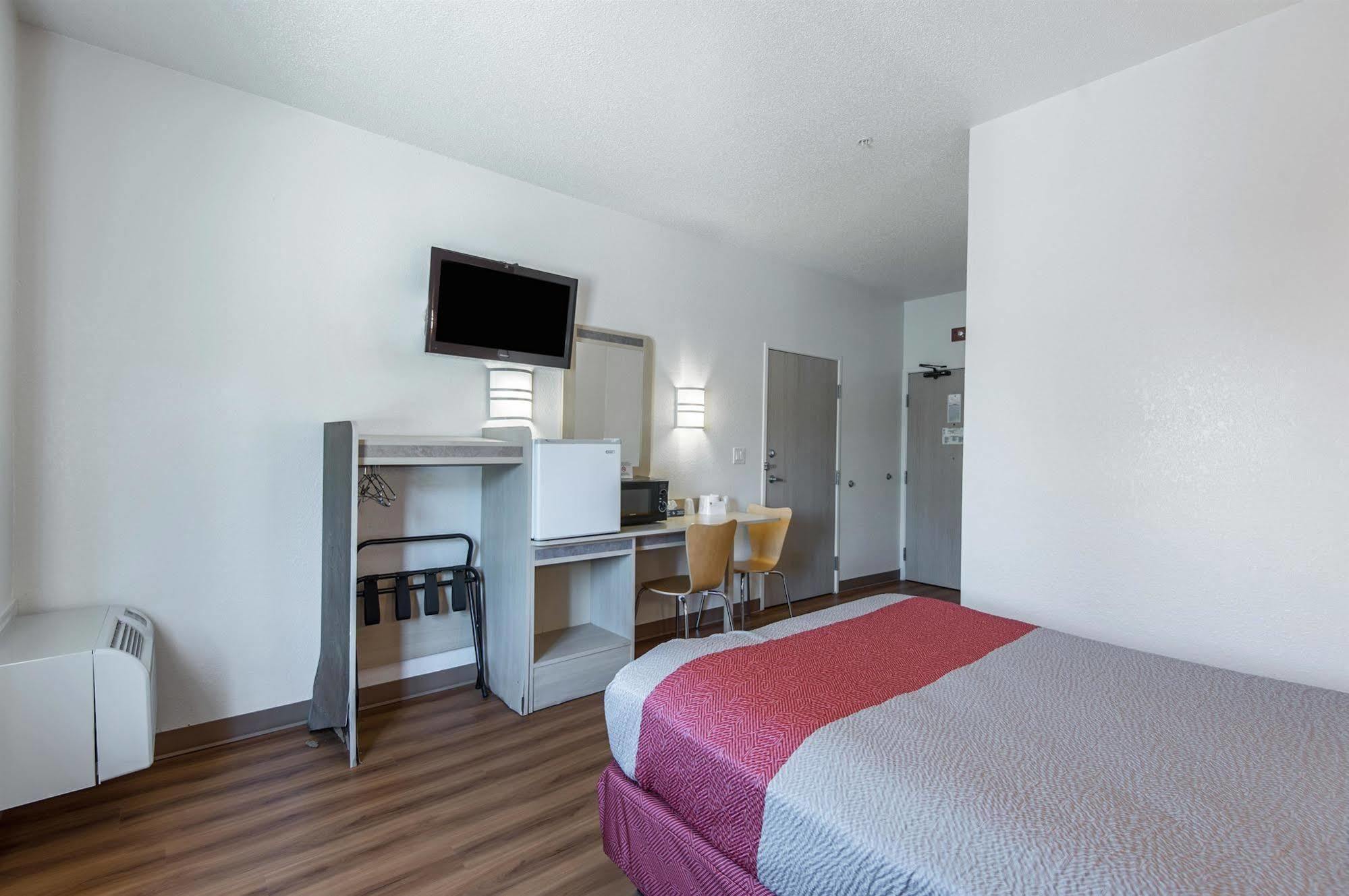 Motel 6-Junction City, Ks Bagian luar foto